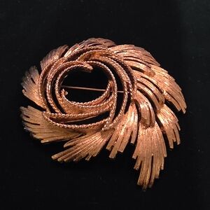 Stylish Gold-Toned Brooch